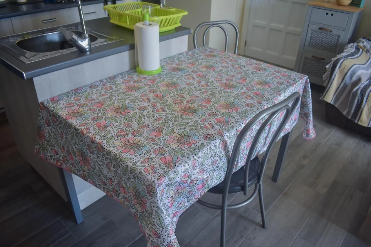 Ferienwohnung A Un Salto Del Mar Wifi La Mareta